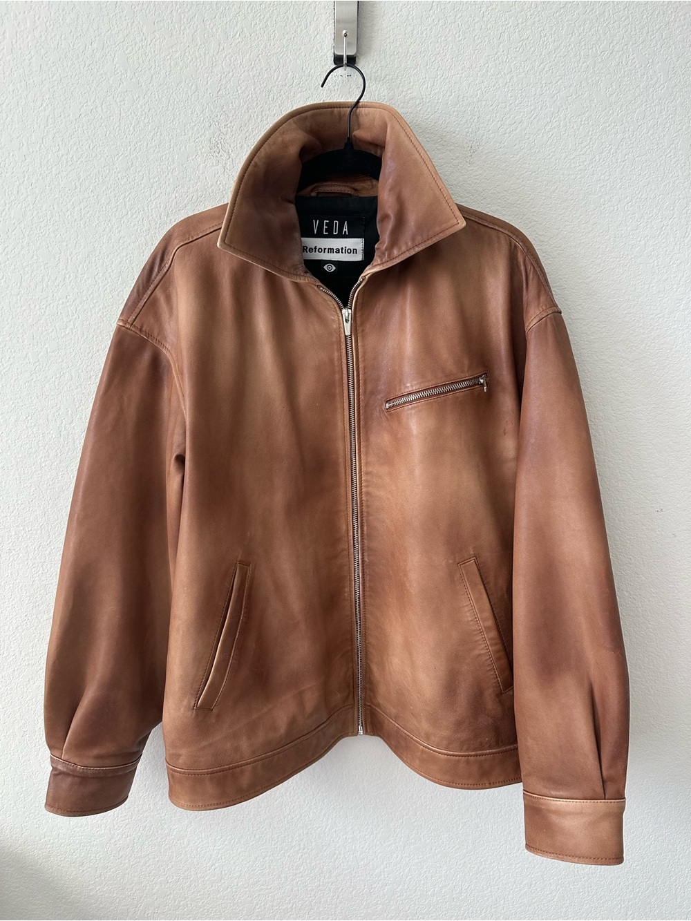 REFORMATION VEDA Marco Brown Leather Oversized Bomber SZ M - Picture 3 of 8
